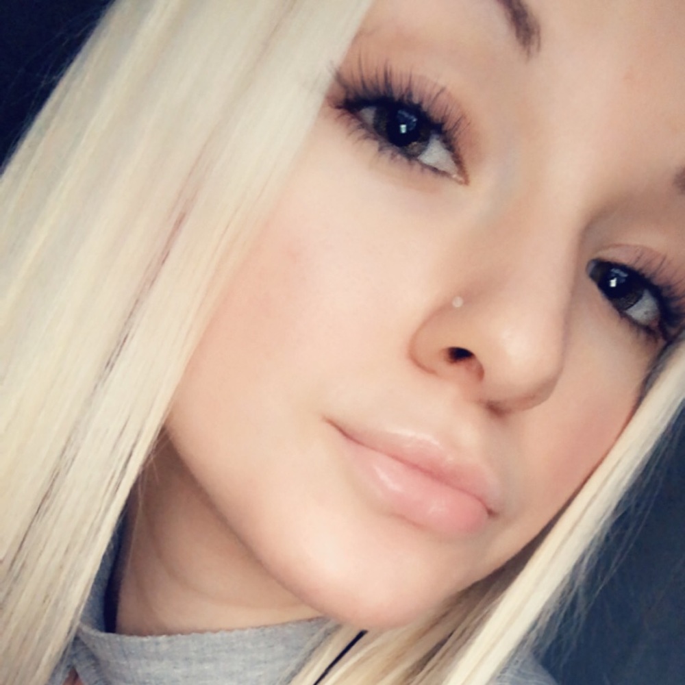 Meet your Posher, Ashlee